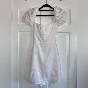 Women’s White Dress